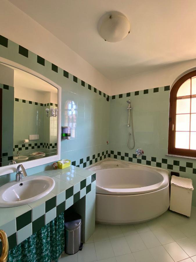 Villa Aurora Quargnento Exterior photo